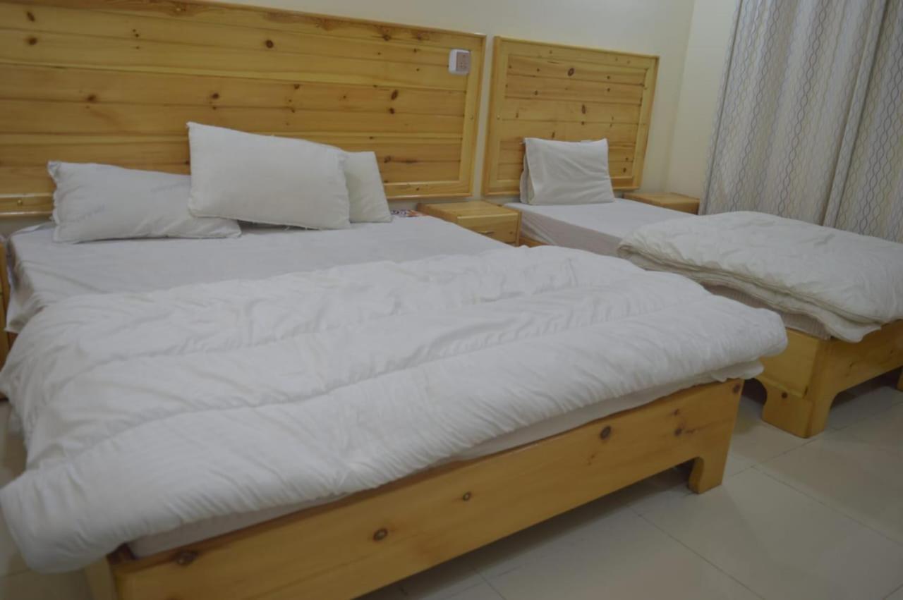 F R Darya E Swat Hotel Saidu Sharif Værelse billede