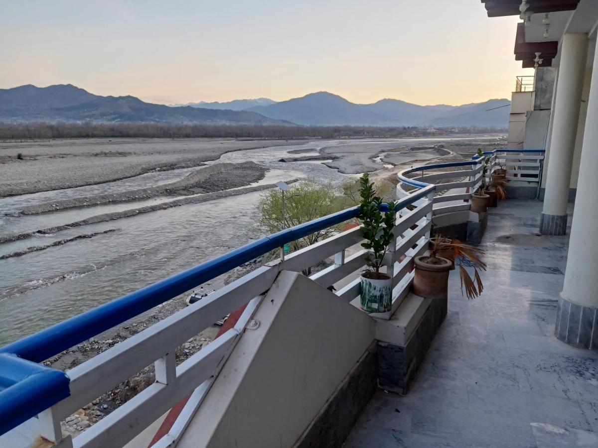 F R Darya E Swat Hotel Saidu Sharif Eksteriør billede