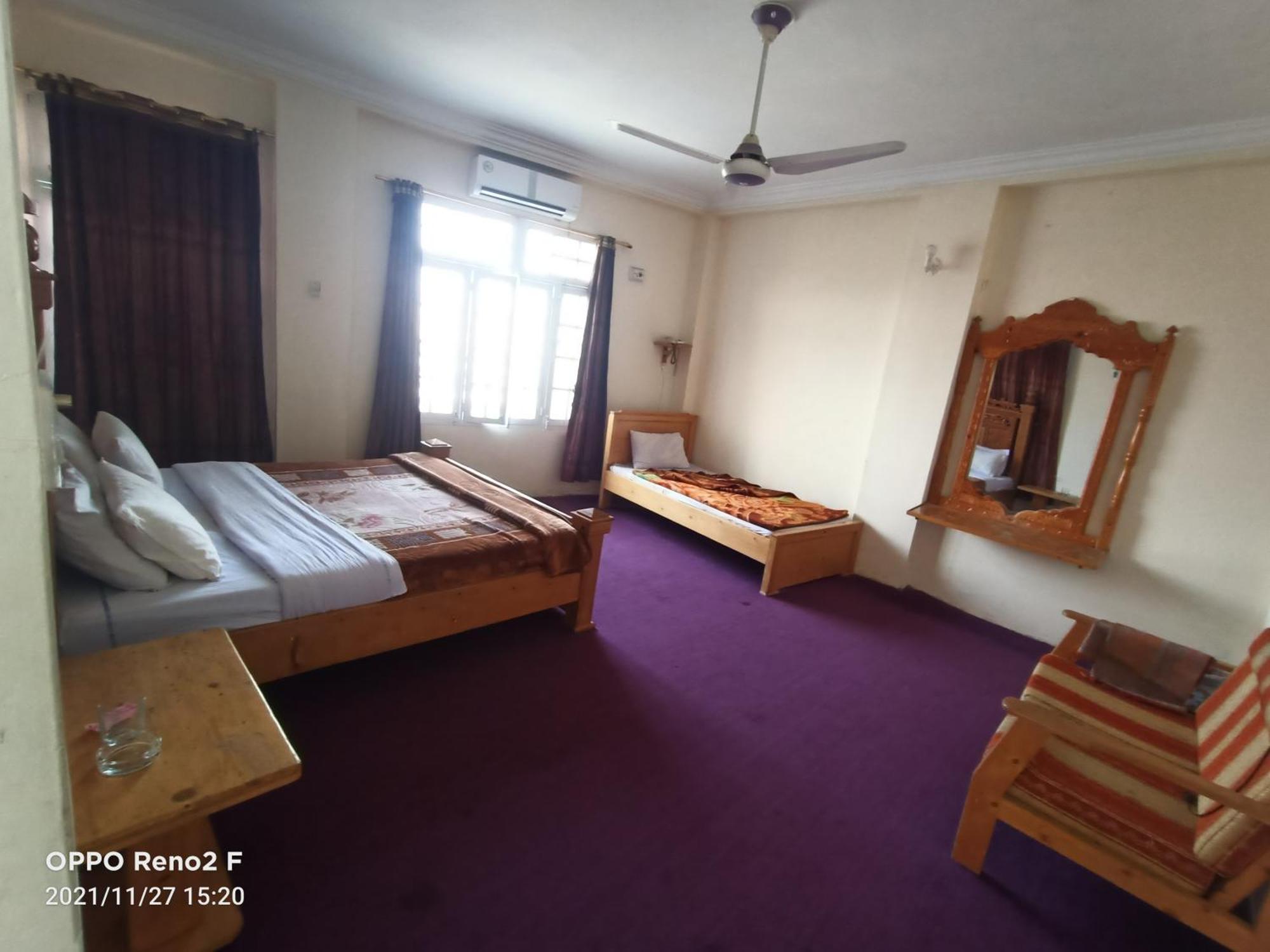 F R Darya E Swat Hotel Saidu Sharif Eksteriør billede
